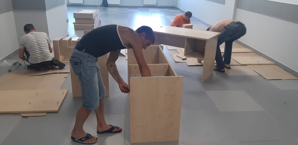 Уста мебелчи мебелларни сифатли ечамиз йиғамиз ўрнатамиз таъмирлаймиз