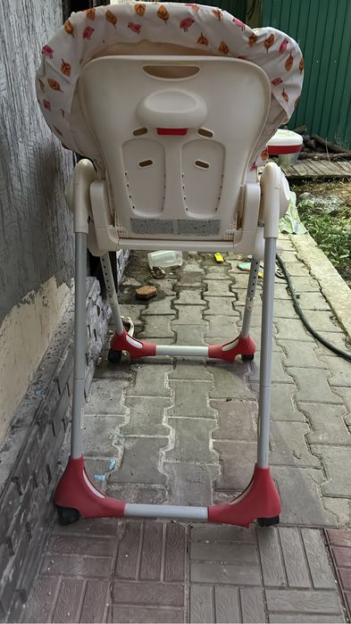 Стульчик для кормления CHICCO