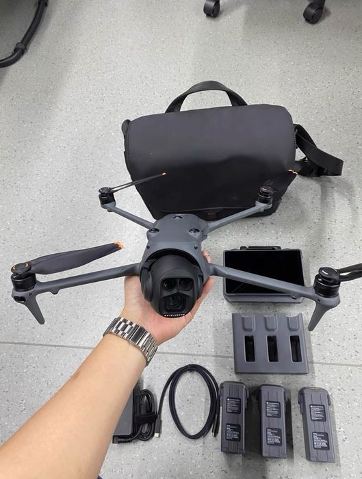 DJI Mavic 4 Pro Creator Combo 512GB