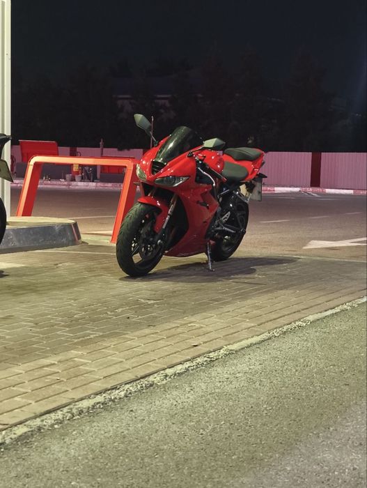 Мотоцикл Triumph Daytona