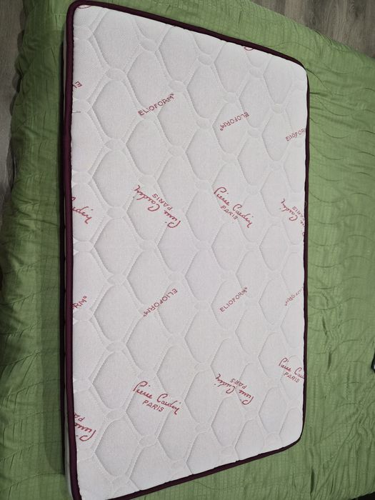Бебешки матрак Pierre Cardin с размери 65 × 110 см