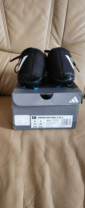 Детски бутонки ADIDAS номер 34.