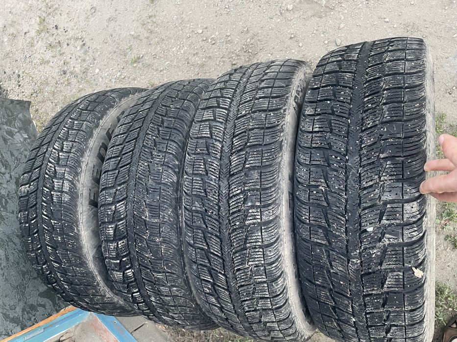 Продам камплек резины на 17
