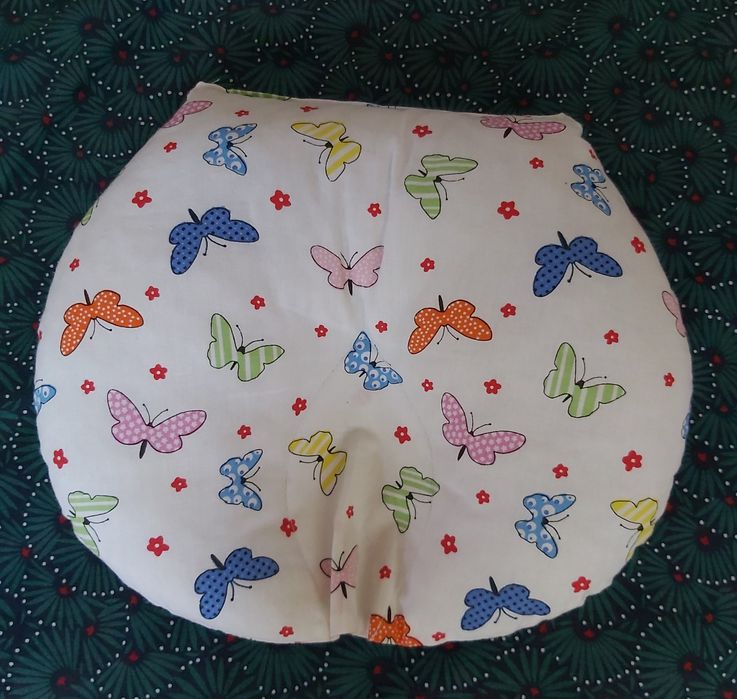 Vând set format din baby nest, perna alăptare, perna formarea capului