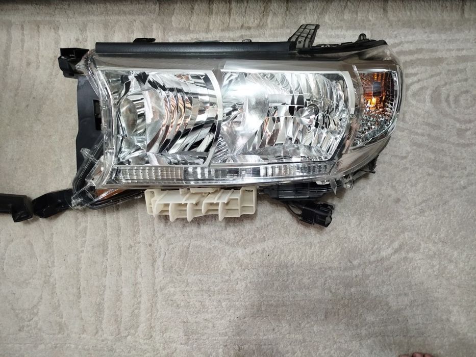 Фара land cruiser