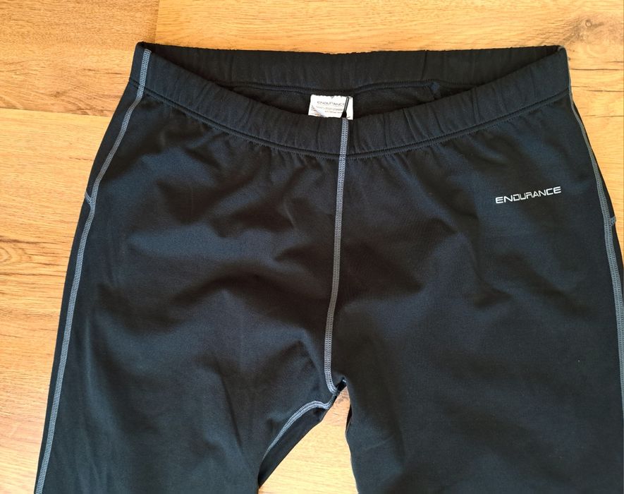 Долнище Endurance L/XL черно на цвят