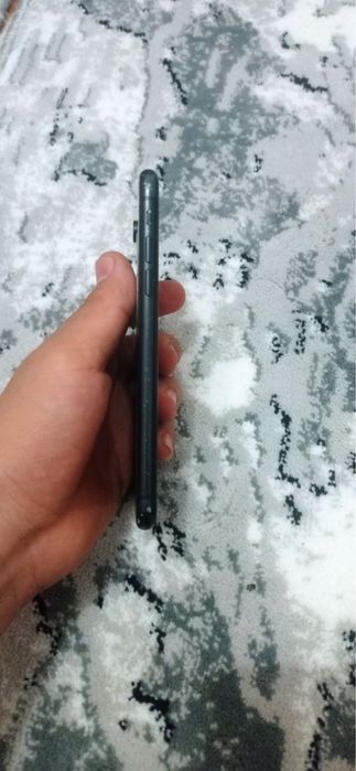 Iphone XR 64/77% 1.2mln