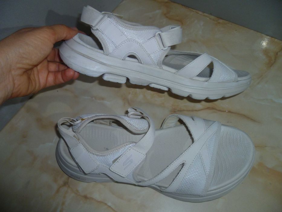 Skechers сандали №39