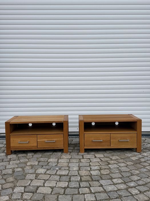 ТВ шкаф от масивен дъб