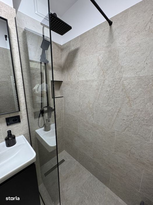 Apartament cu o camera de inchiriat