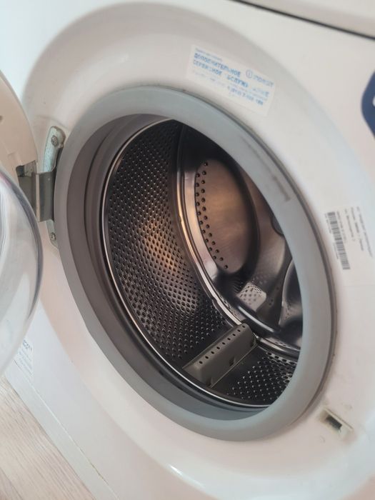 Продам, стиральную машину б/у