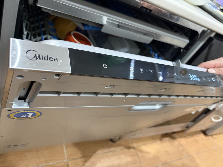 Посудомоечная машина Midea