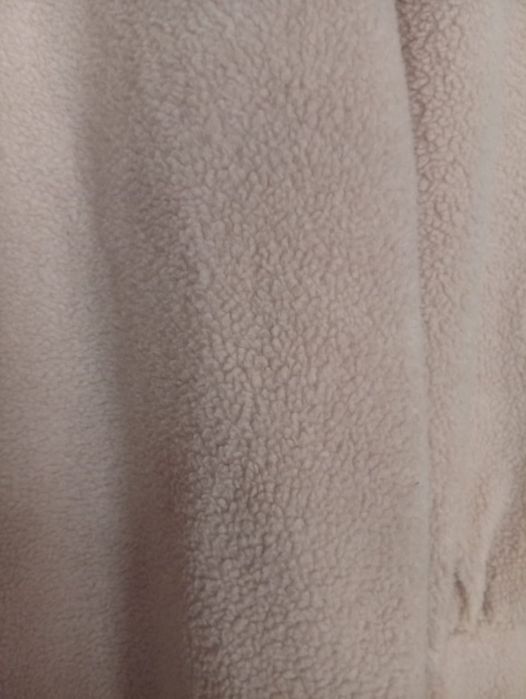 Ветровка 48 р . Отдам даром