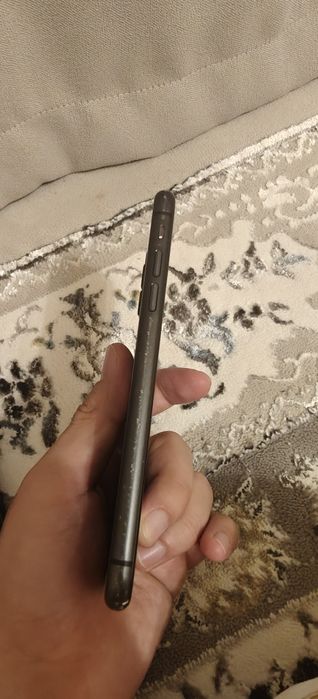 Iphone 11 - черный
