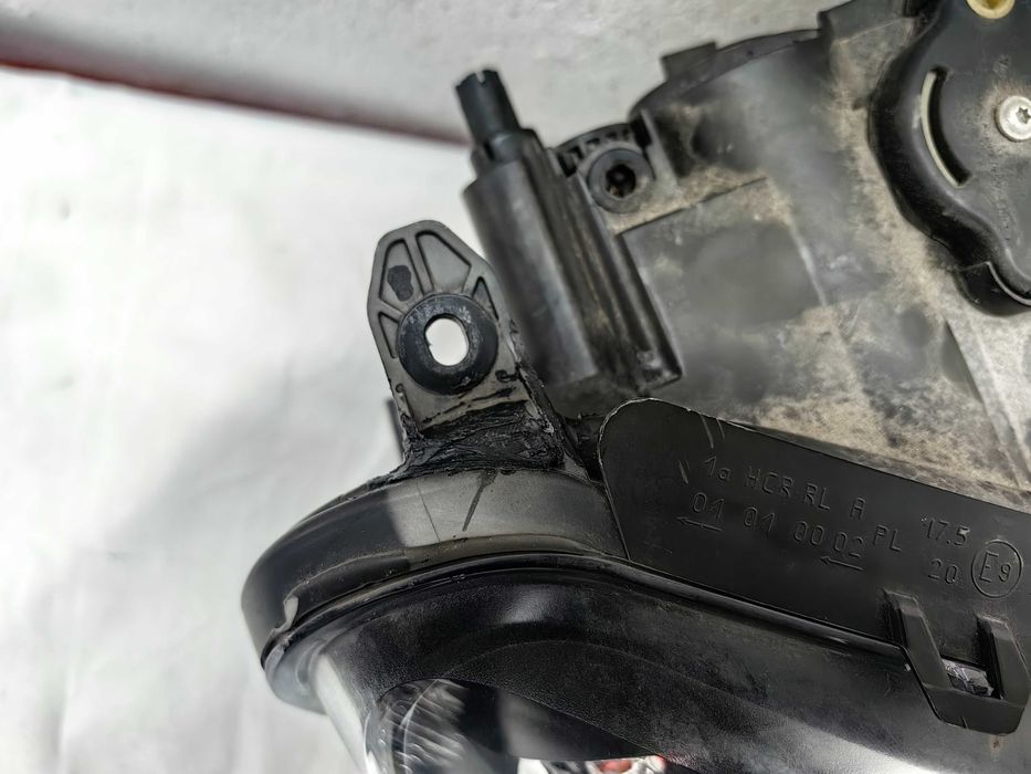 Оригинален фар Vw Amarok