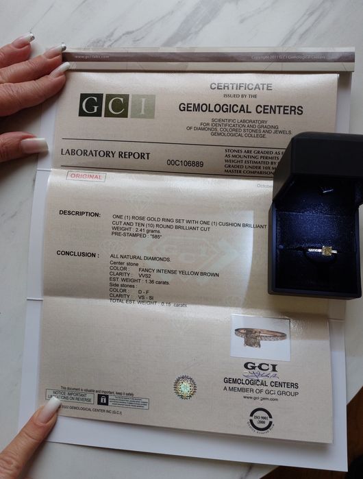 Inel aur cu diamant natural central impresionant 1.36 ct fancy intense