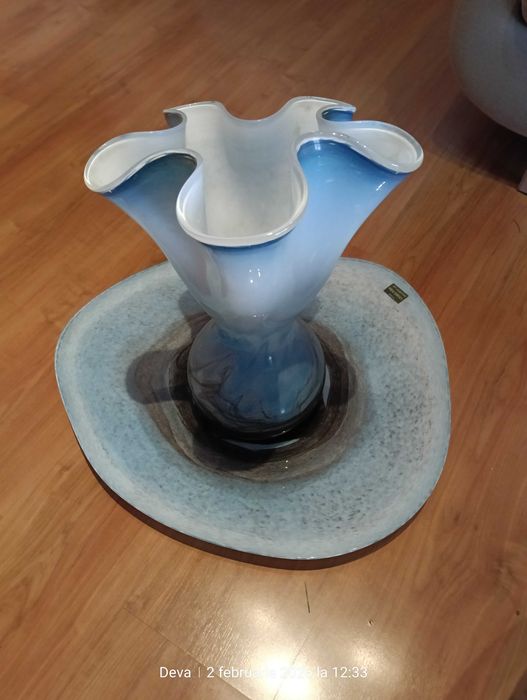 Vaza decorativa cu tavita din sticla, lucrat manual.unicat Topescu