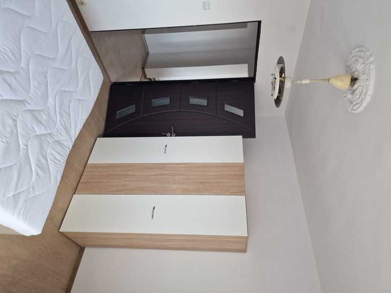 apartament cu 3 camere de inchiriat