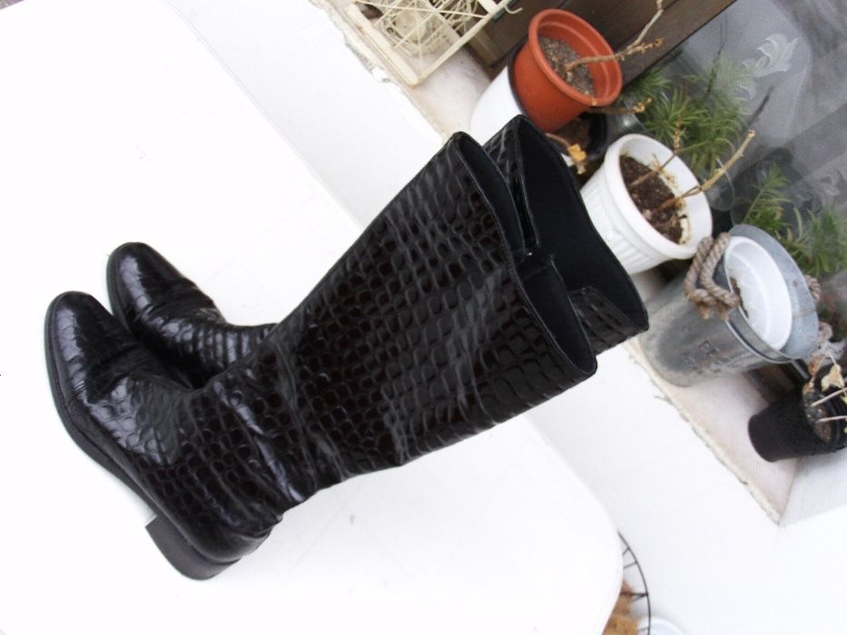 Ботуши  Уникални Лачени