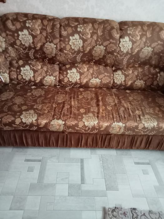 Срочно Продам диван и кресло
