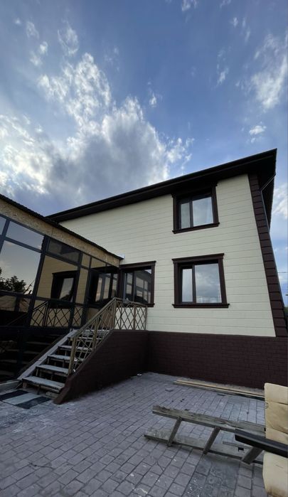 Покраска стен крыш, фасад