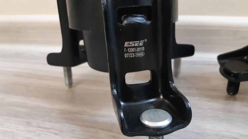 Продам запчасти на камри 40