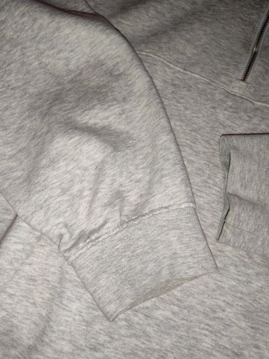 Сив Суичърт H&M.