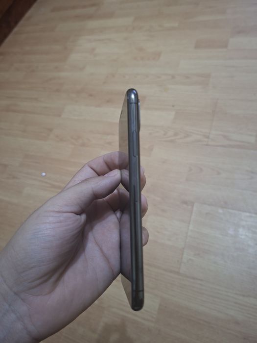 Vând iphone xs fac si schimb