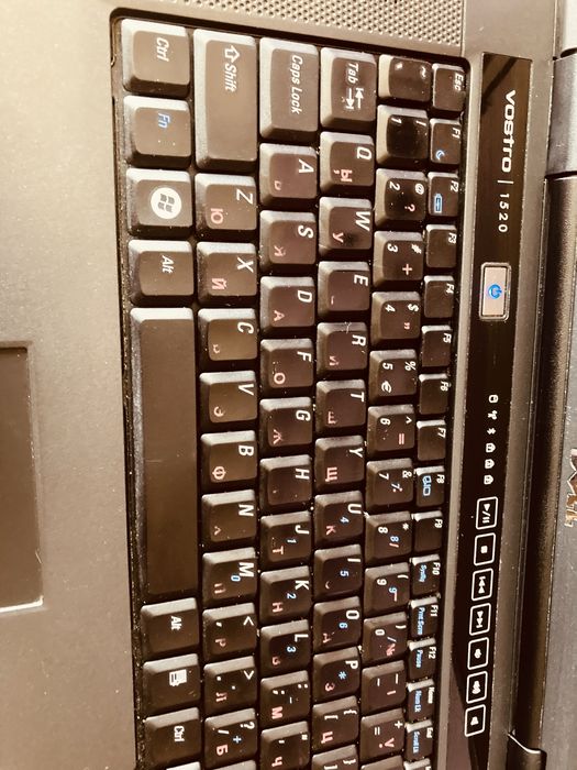 реновиран лаптоп+подарък 1tb флашка!