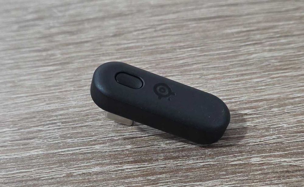 Безжични геймърски слушалки SteelSeries Arctis Nova 3