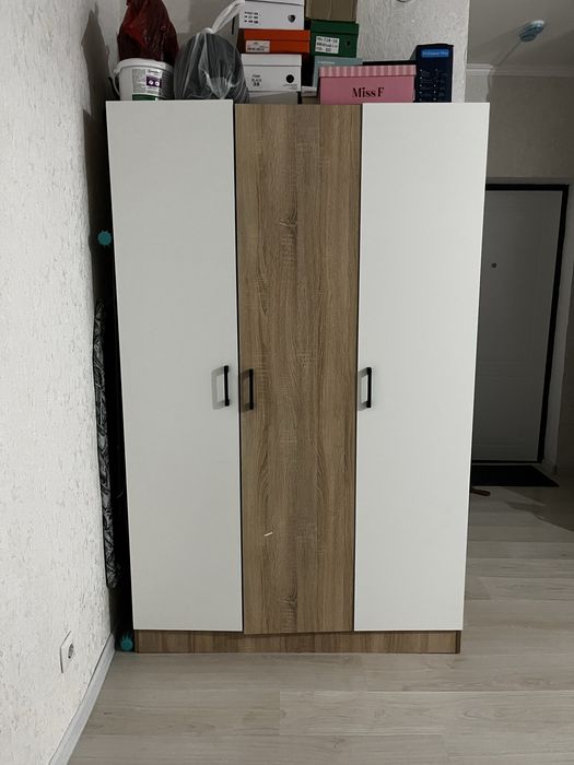 Шифоньер 120/90 продается