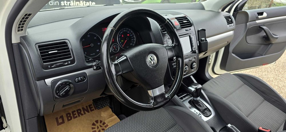 Vw Golf 5 Automata an 2008 diesel  BMM Navi clima incalzire scaune