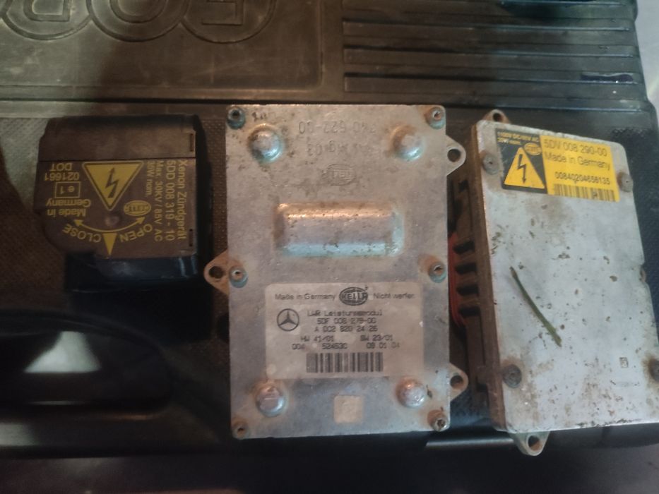 W211 блоки биксенона