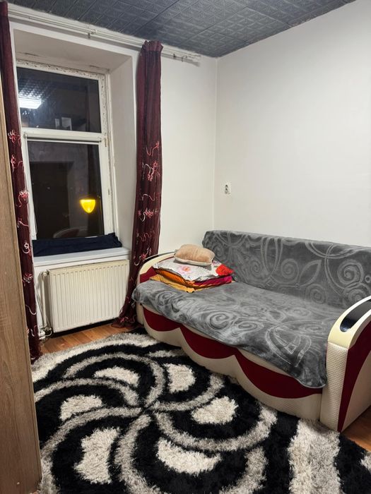Vând doua camere km 0