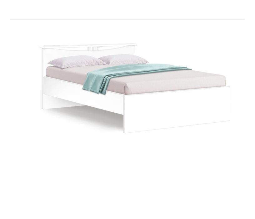 Продам Кровать,Матрас,Шкаф,Стол