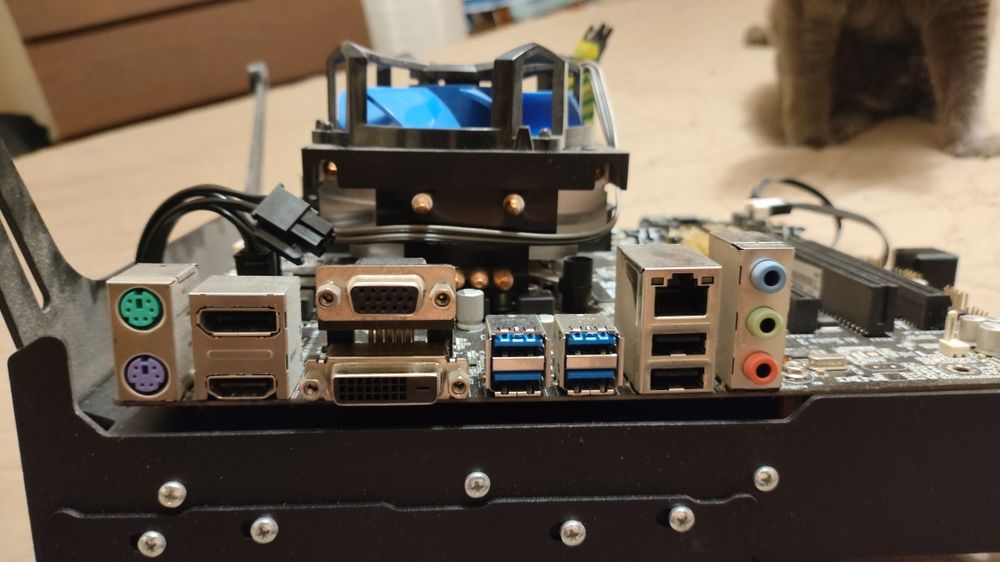 Мат плата Asus B150M-C и проц Core i5-6600