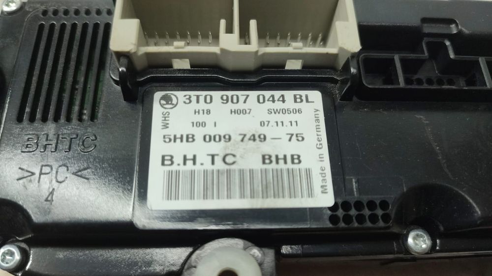 Panou clima AC climatronic 3t0907044bl Skoda Octavia 2 [facelift] [20