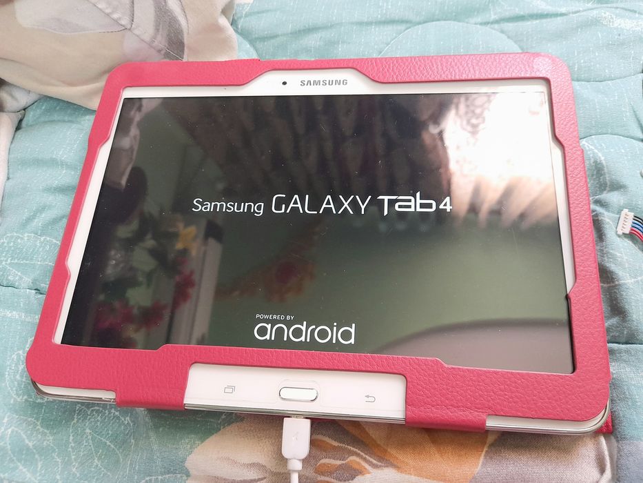 Планшет SM-T531 tab 4