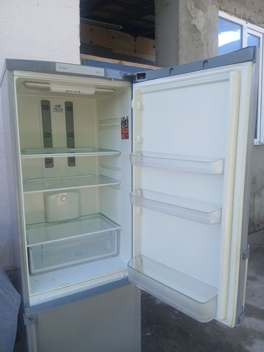 продаётся холодильники