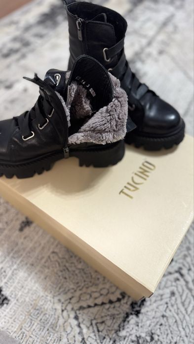 Продам зимние сапоги в отличном состоянии