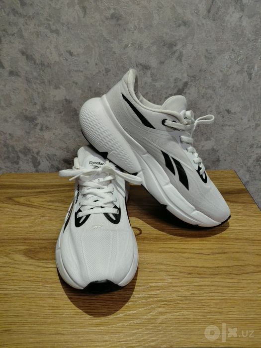 Oригинальные кроссовки Reebok