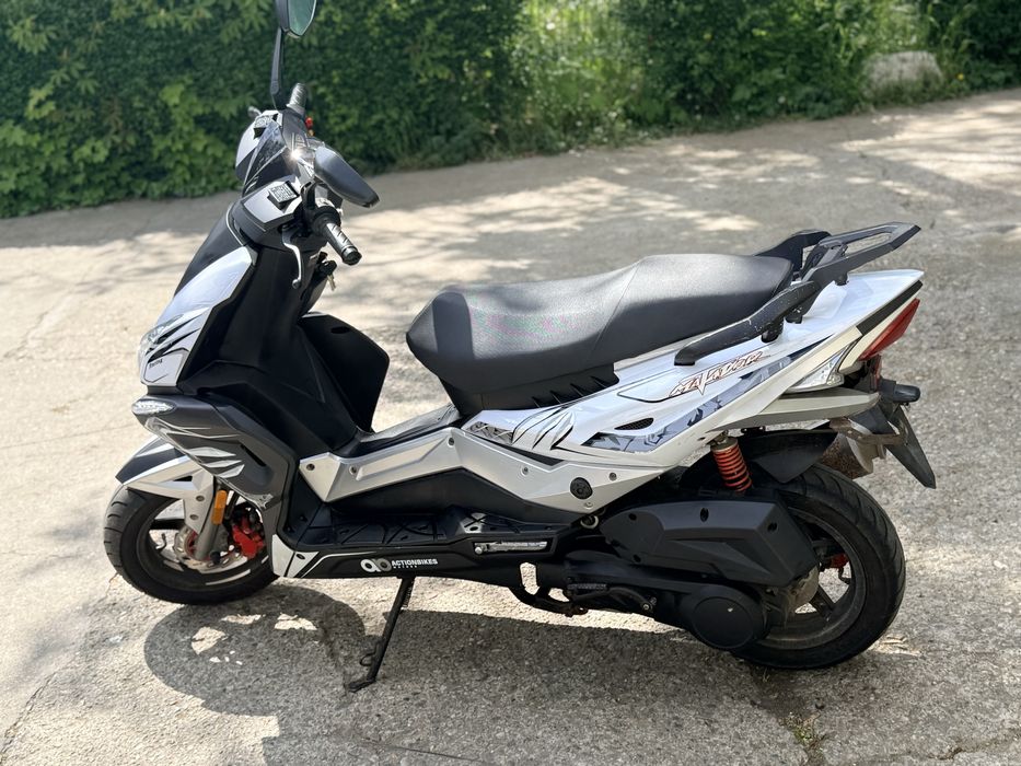 Scuter MATADOR 125 ccm
