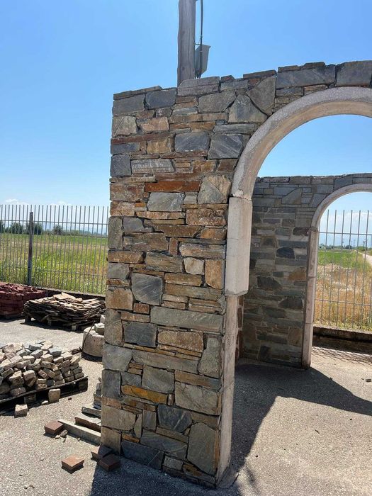 Piatra Naturala de Munte