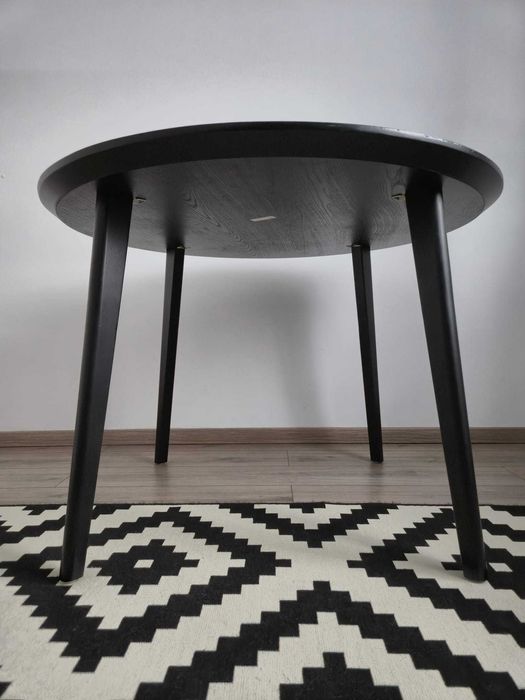 Masă neagră rotundă 105cm LISABO IKEA
