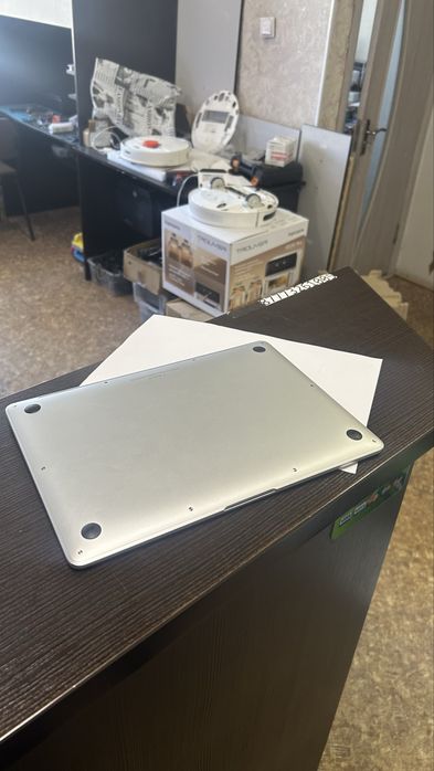 Macbook air m1 (разбитый экран)