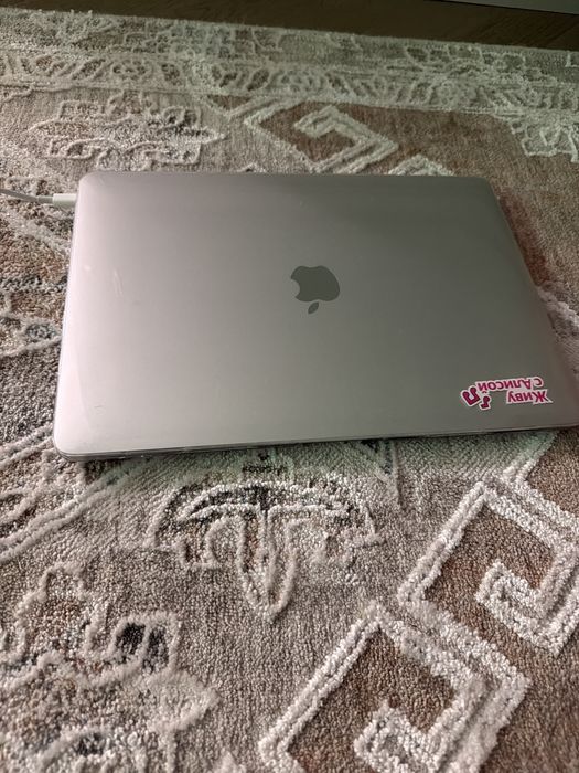 Macbook air m1 8gb