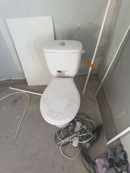 Ванна и унитаз