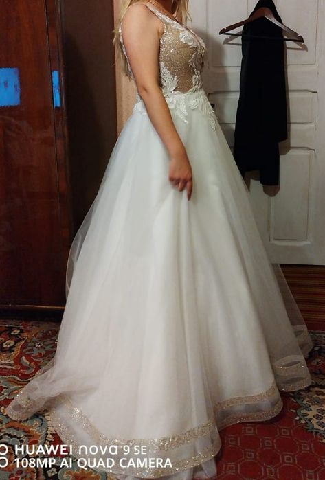 Rochie mireasa nou nouta nepurtată cu cerc !!