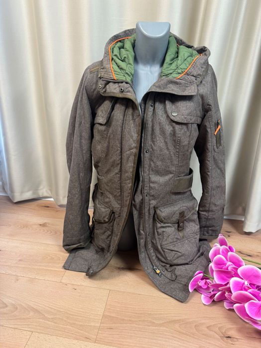 Дамски зимни якета