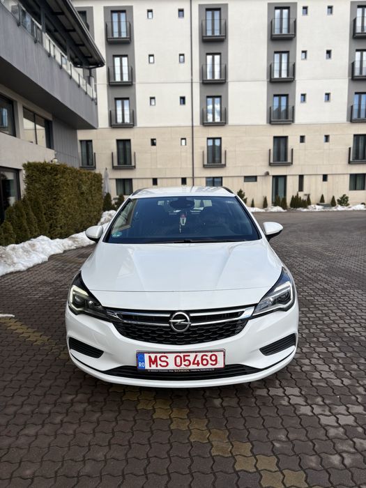 Vand Opel Astra K din 2019 AUTOMATA !!!
